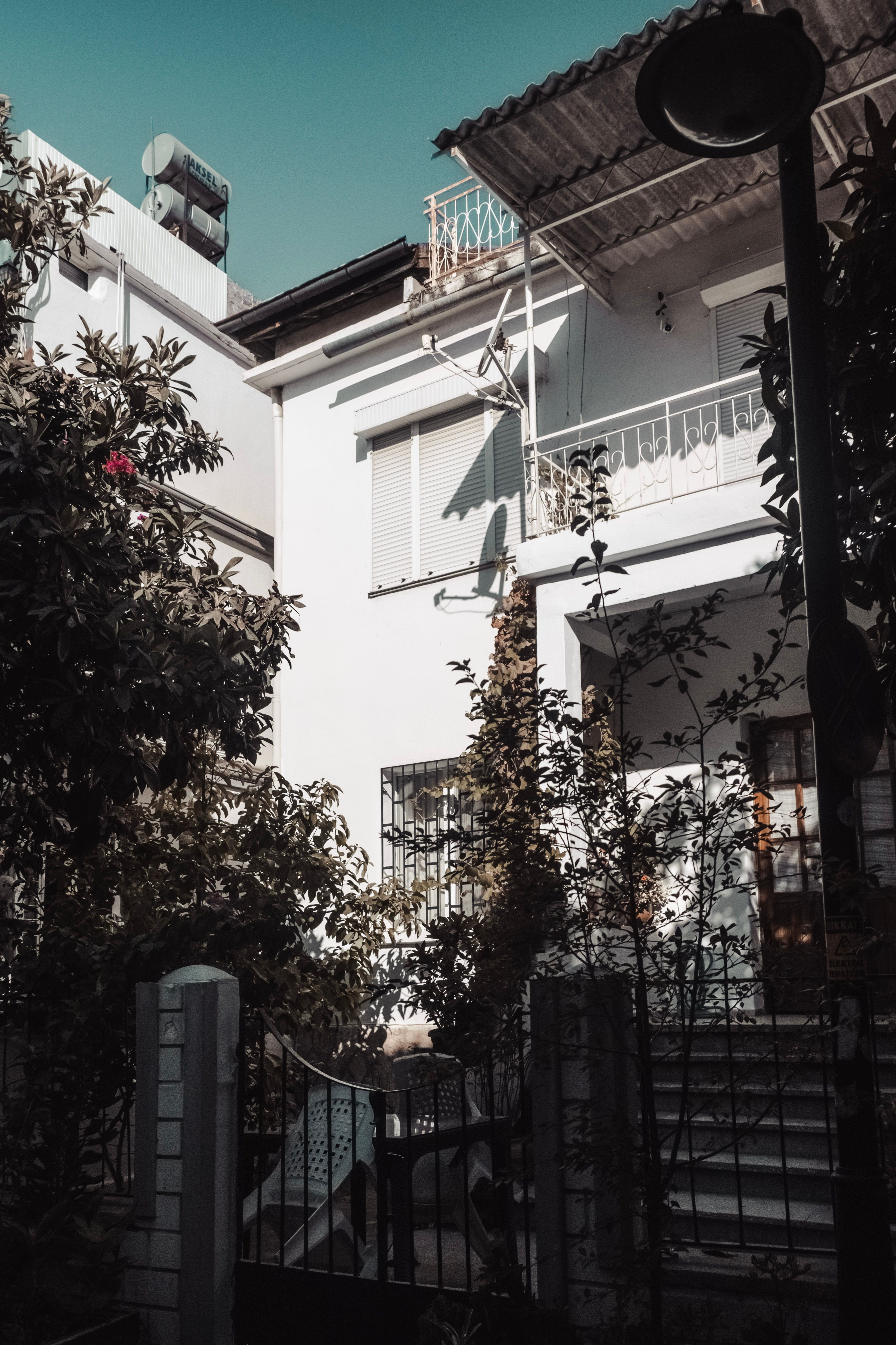 Porch Cards Photos, Download The BEST Free Porch Cards Stock Photos ...