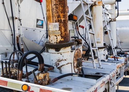 Free Close-up of rusty metal pipes in industrial machinery equipment outdoors. Stock Photo