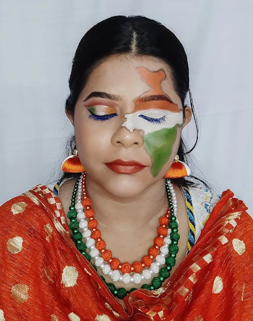 Immagine gratuita di auto ritratto, colori in india, donna indiana