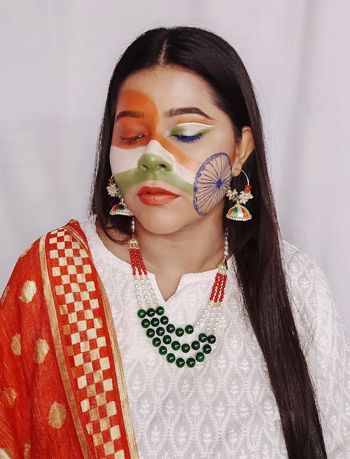 Foto stok gratis bendera india, berambut cokelat, dandan
