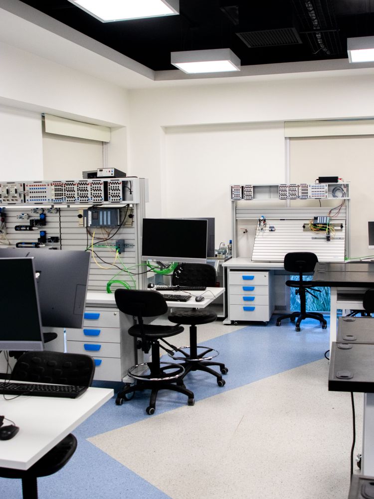 Tech Lab Photos, Download The BEST Free Tech Lab Stock Photos & HD Images