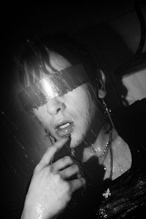 Free Striking black and white portrait of a person with eyewear, evoking an edgy mood. Stock Photo