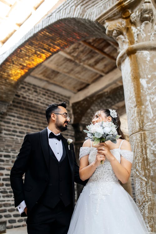 Fotos de stock gratuitas de de pie, elegancia, flores