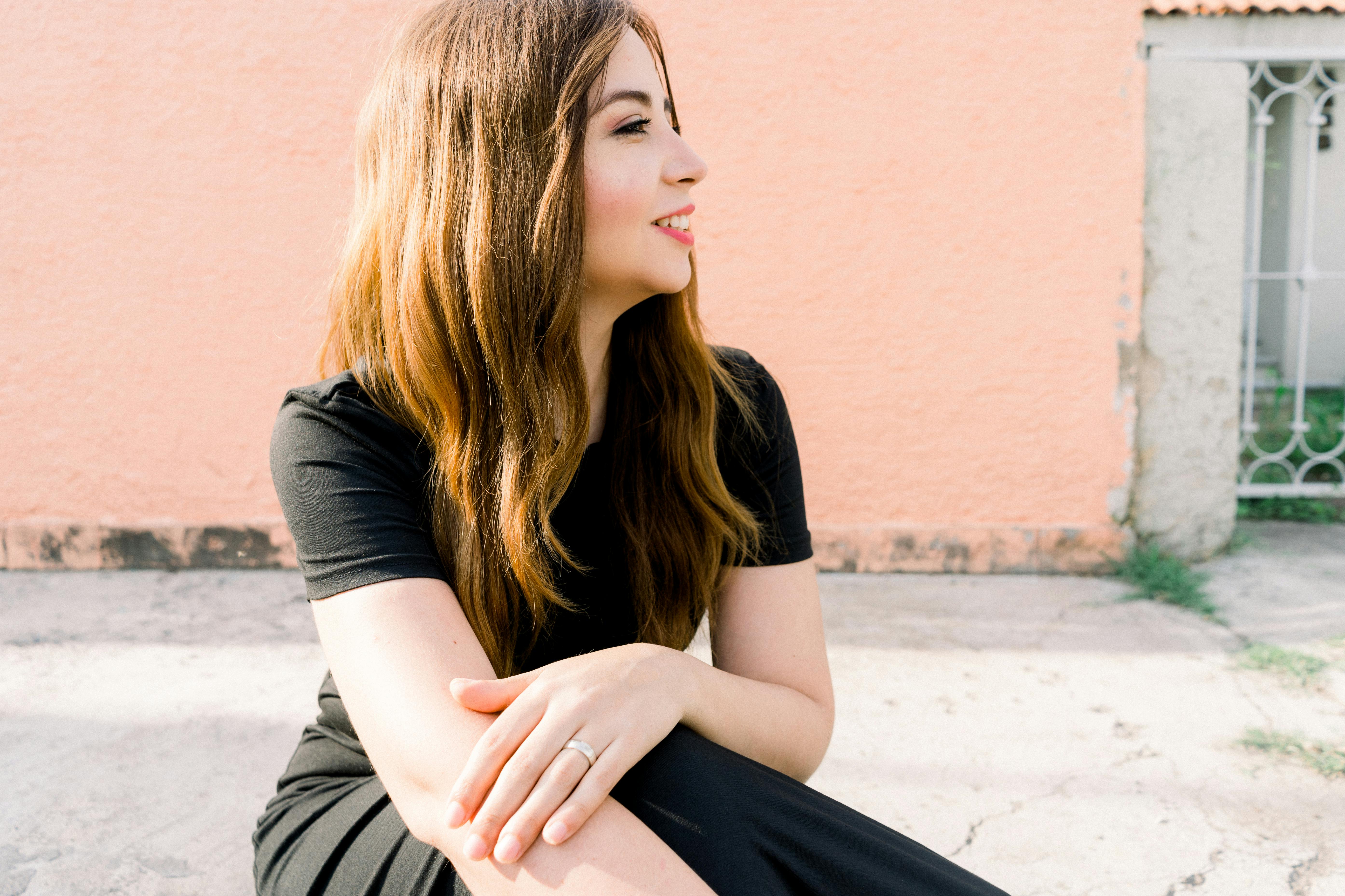 Specialty Nutrition Names Alejandra Gratson Managing — Photo by Bruno Cervera on Pexels