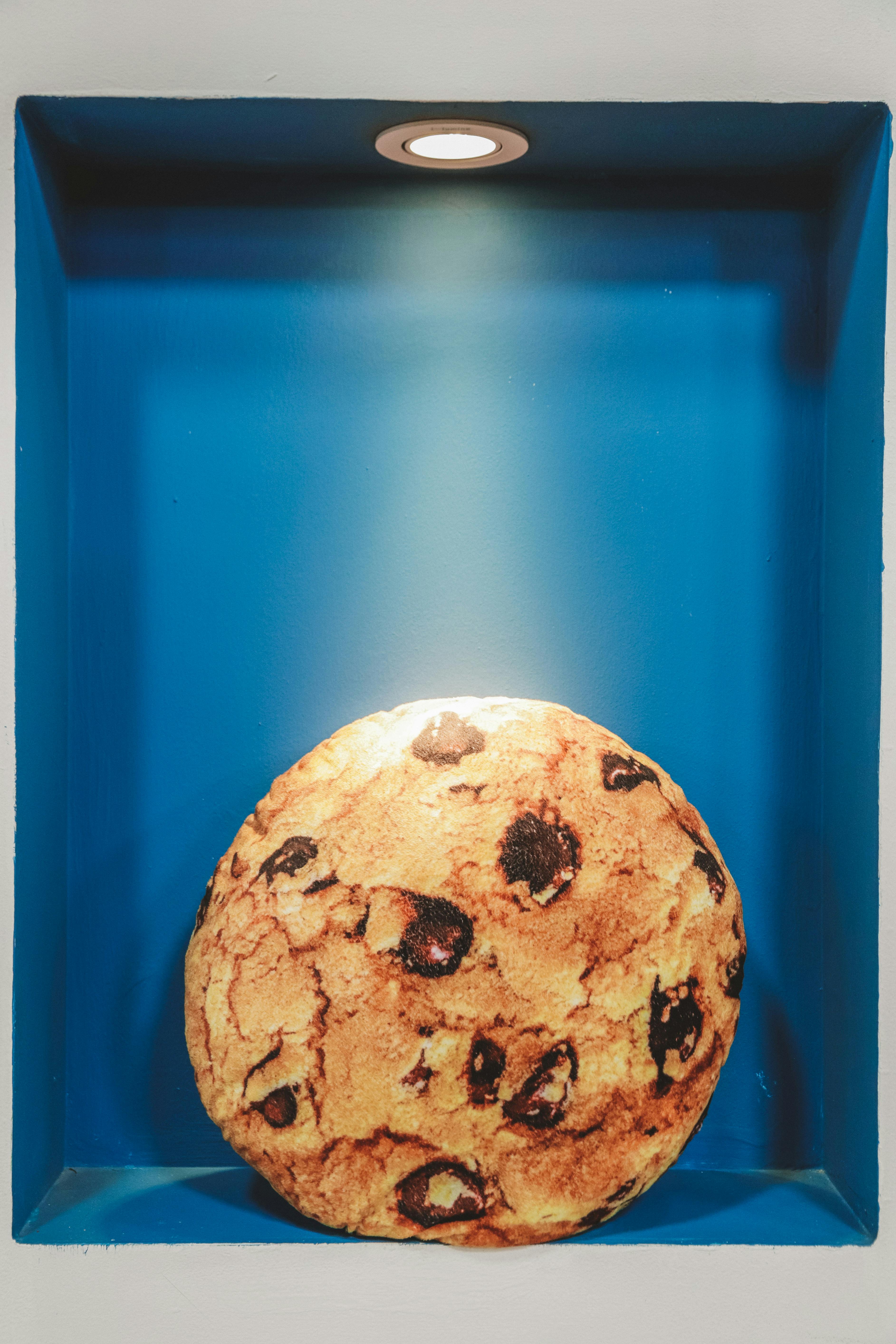 chocolate chip cookie image 3