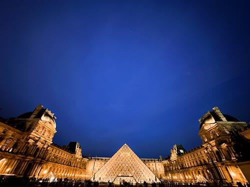 Le Louvre at Night
