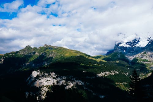 Foto stok gratis awan, batu, gunung