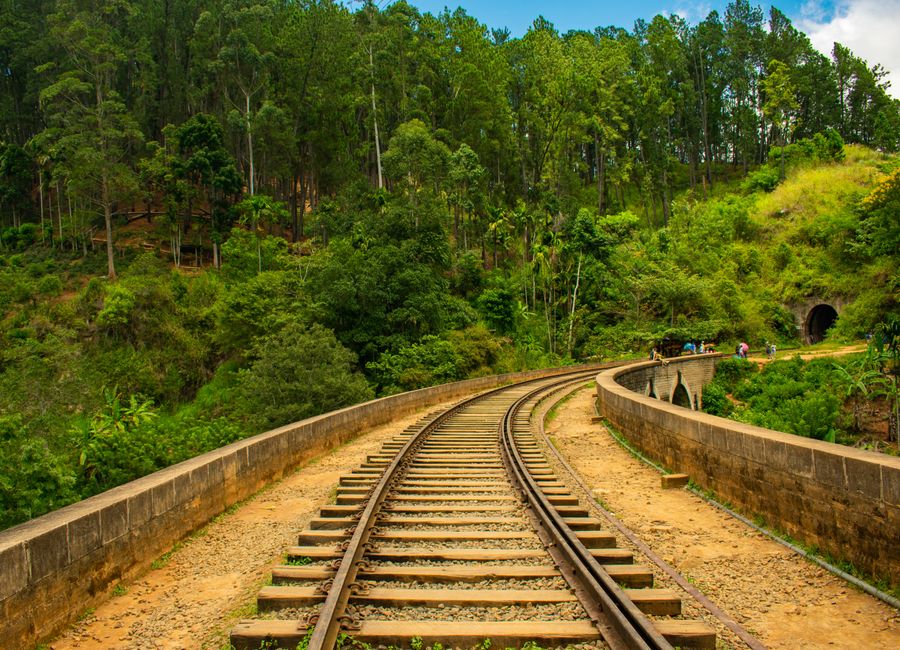 Ella, Sri Lanka — a travel moment · stay connected with a Ella eSIM from My Holiday SIM