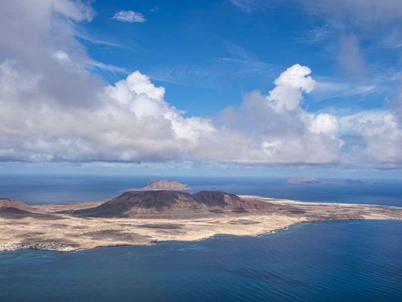 Volcanic landscape on a guided excursion in Lanzarote