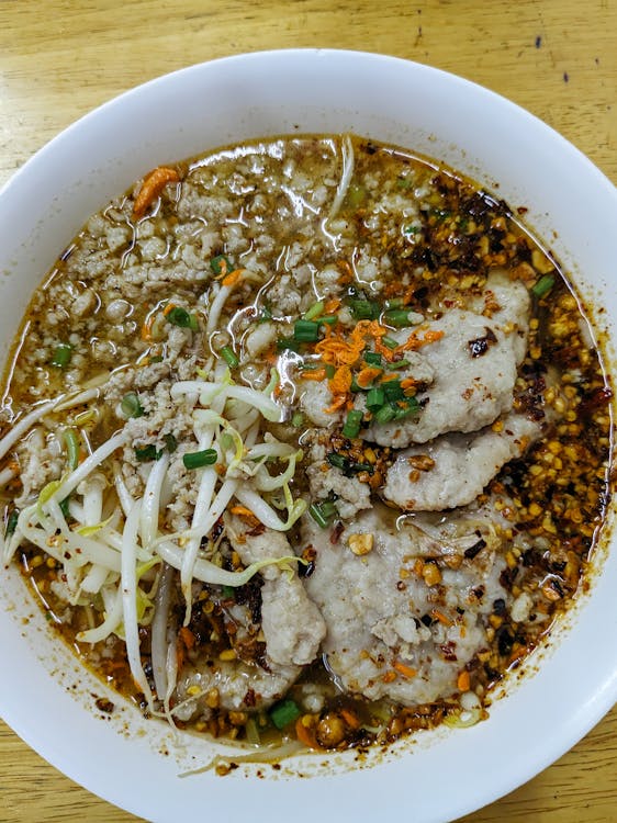 Exploring the Aromatic Symphony of Pho: Vietnam’s Beloved Culinary Masterpiece
