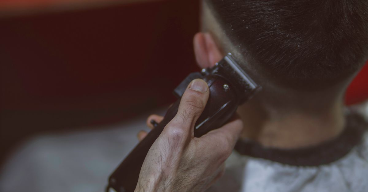 a low-maintenance crew cut