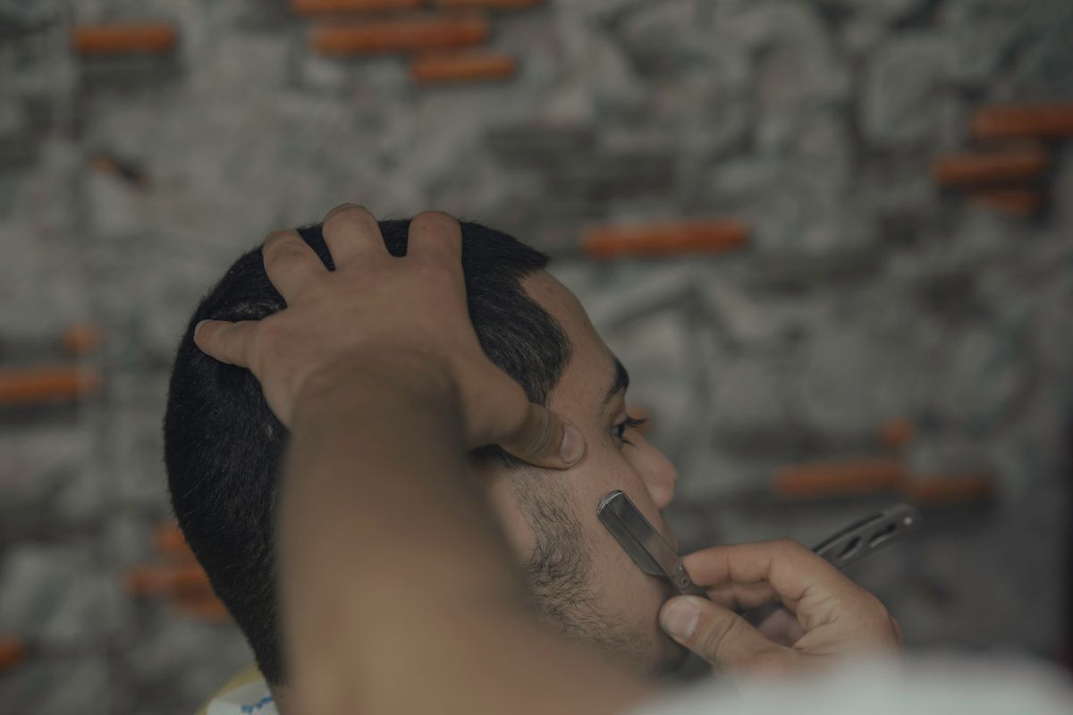 Men's professional hair removal and grooming