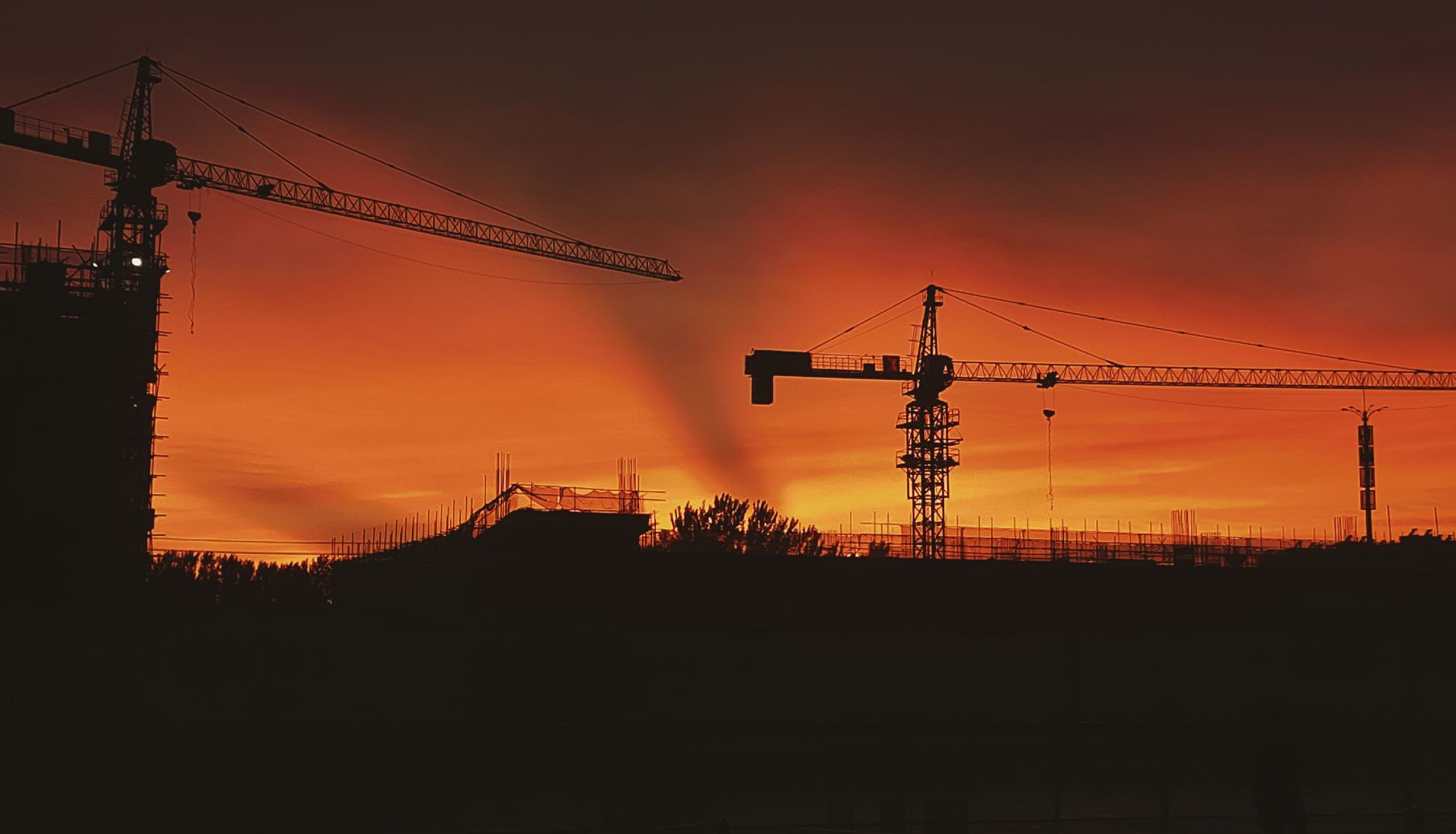 How to Greenlight a Renovation Without Greenlighting Dust