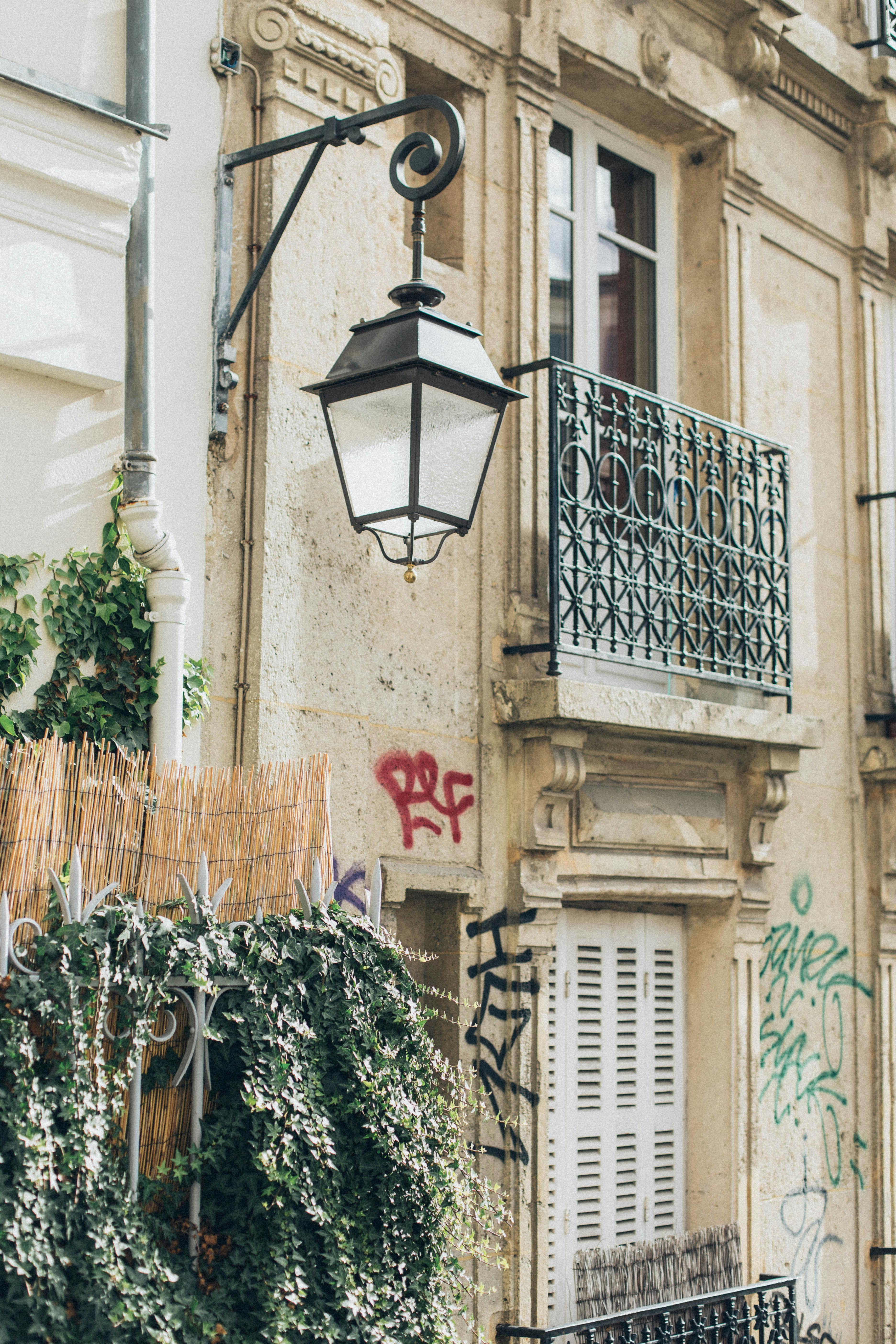 Foto de stock gratuita sobre al aire libre, arquitectura, balcón