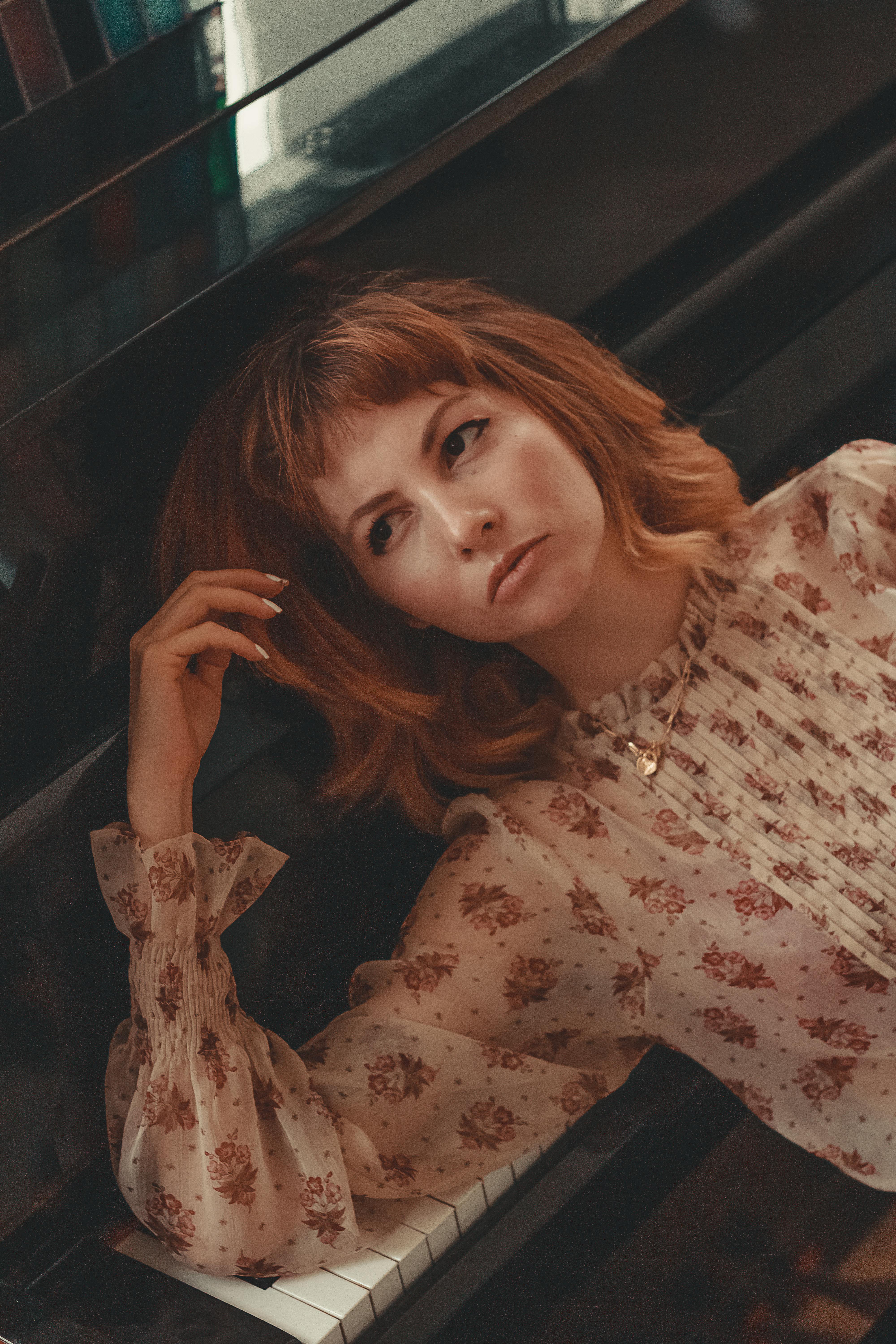 Which actress has the most beautiful face?