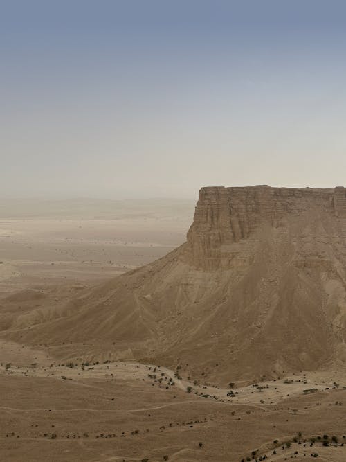 Darmowe zdjęcie z galerii z alula, arabia saudyjska, błękitne niebo