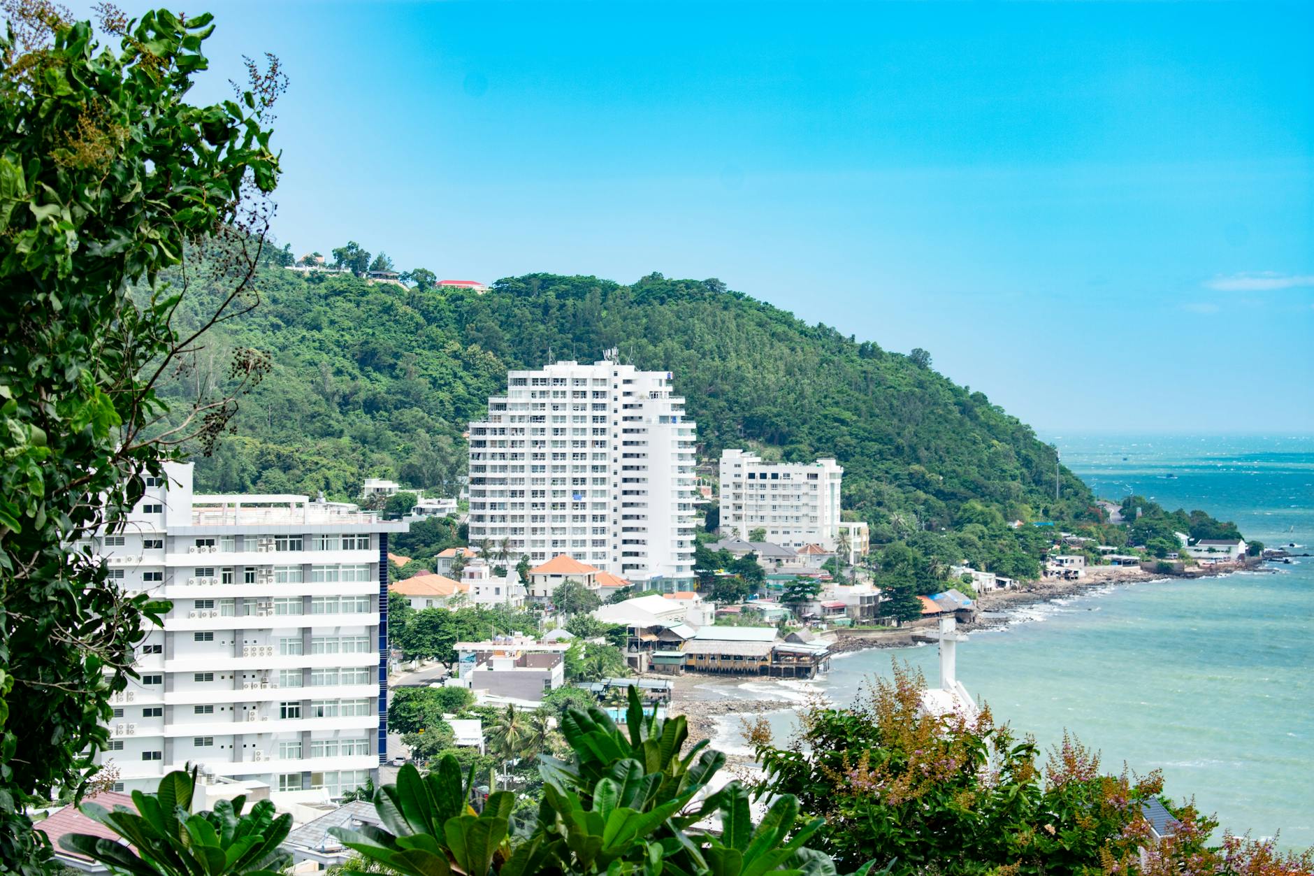 Popular sights in Vung Tau Landmarks in Vung Tau