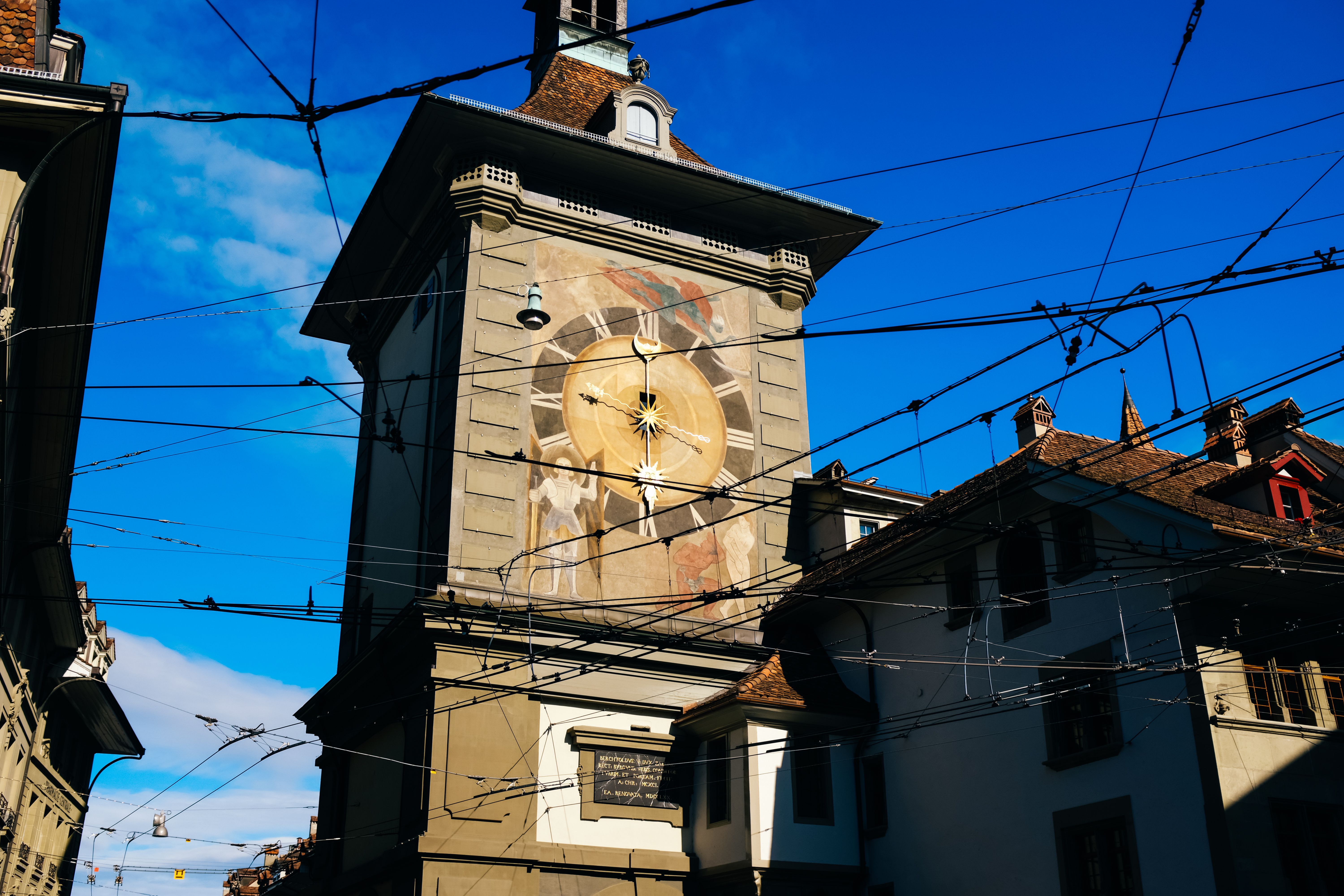 bern switzerland old town arcades lauben medieval sandstone covered walkway zytglogge clock tower