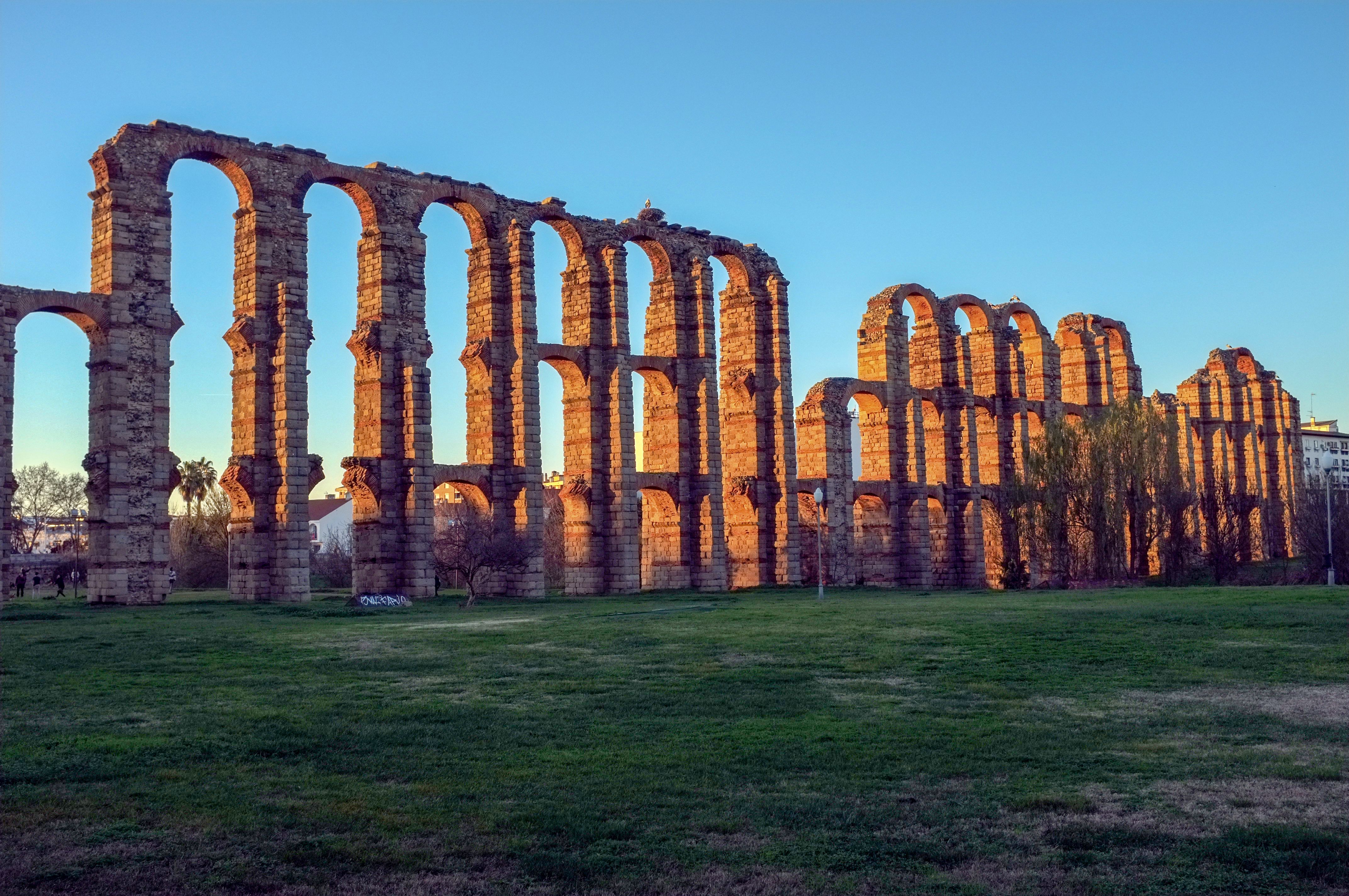 Ruins of an Ancient Roman Aqueduct in Merida Spain · Free Stock Photo