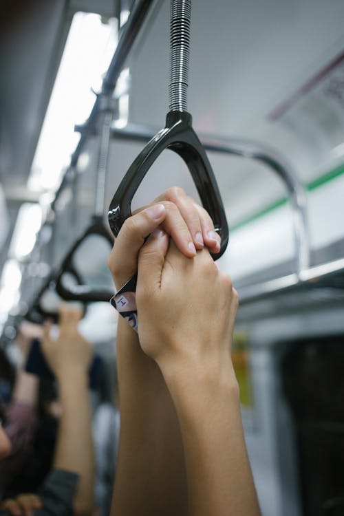 대중교통, 버스, 손의 무료 스톡 사진