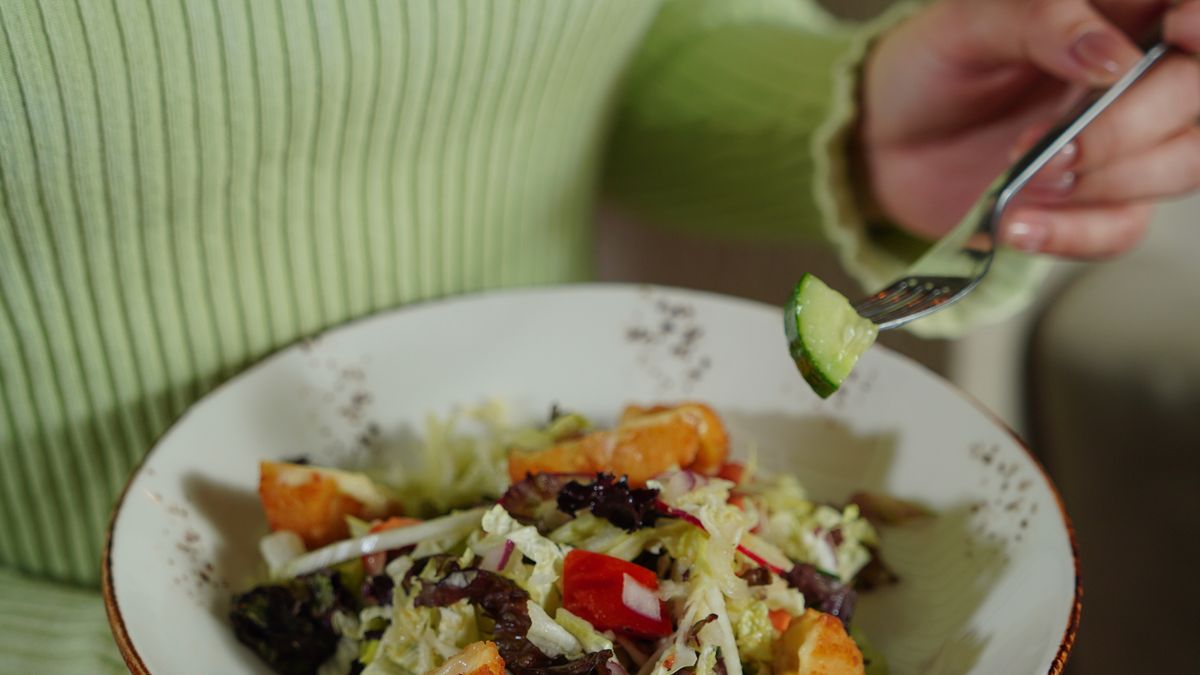 Alimentation intuitive : comment écouter son corps en 2026