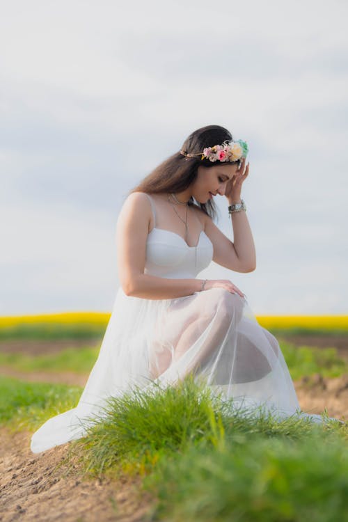 垂直拍摄, 女人, 婚紗禮服 的 免费素材图片