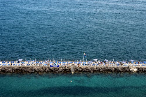 Δωρεάν στοκ φωτογραφιών με Άνθρωποι, αποβάθρα, διακοπές