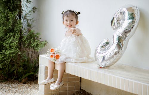 Gratis arkivbilde med 3-årsdag, baby, ballong