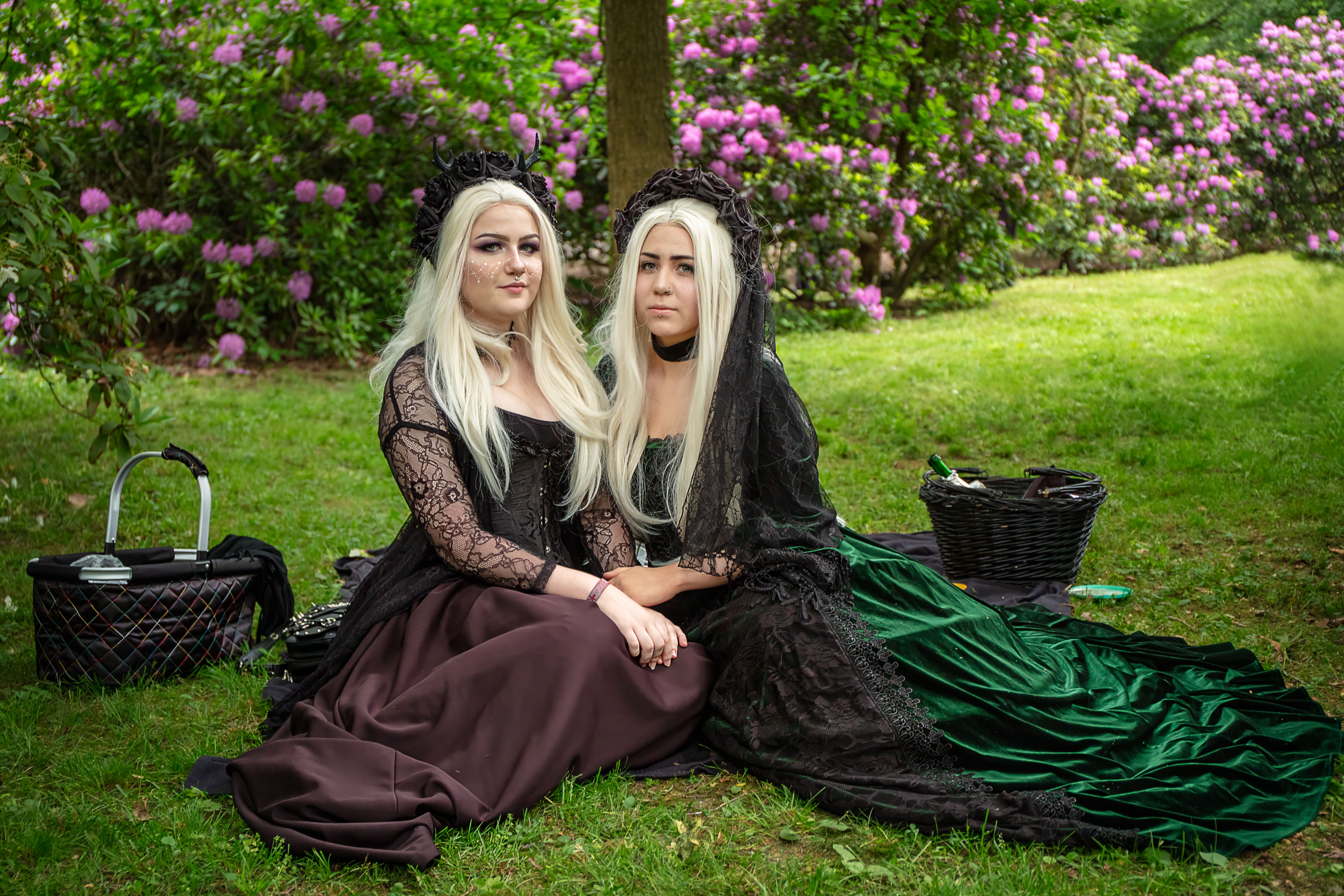3 Fantasy Series Like A Discovery of Witches to Stream Now — Photo by Antonio Friedemann on Pexels
