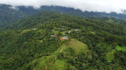 Foto stok gratis awan, bukit, Desa