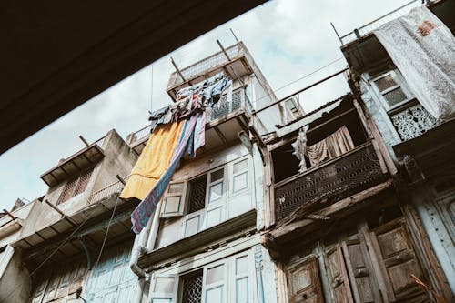 Základová fotografie zdarma na téma balkon, balkony, domy