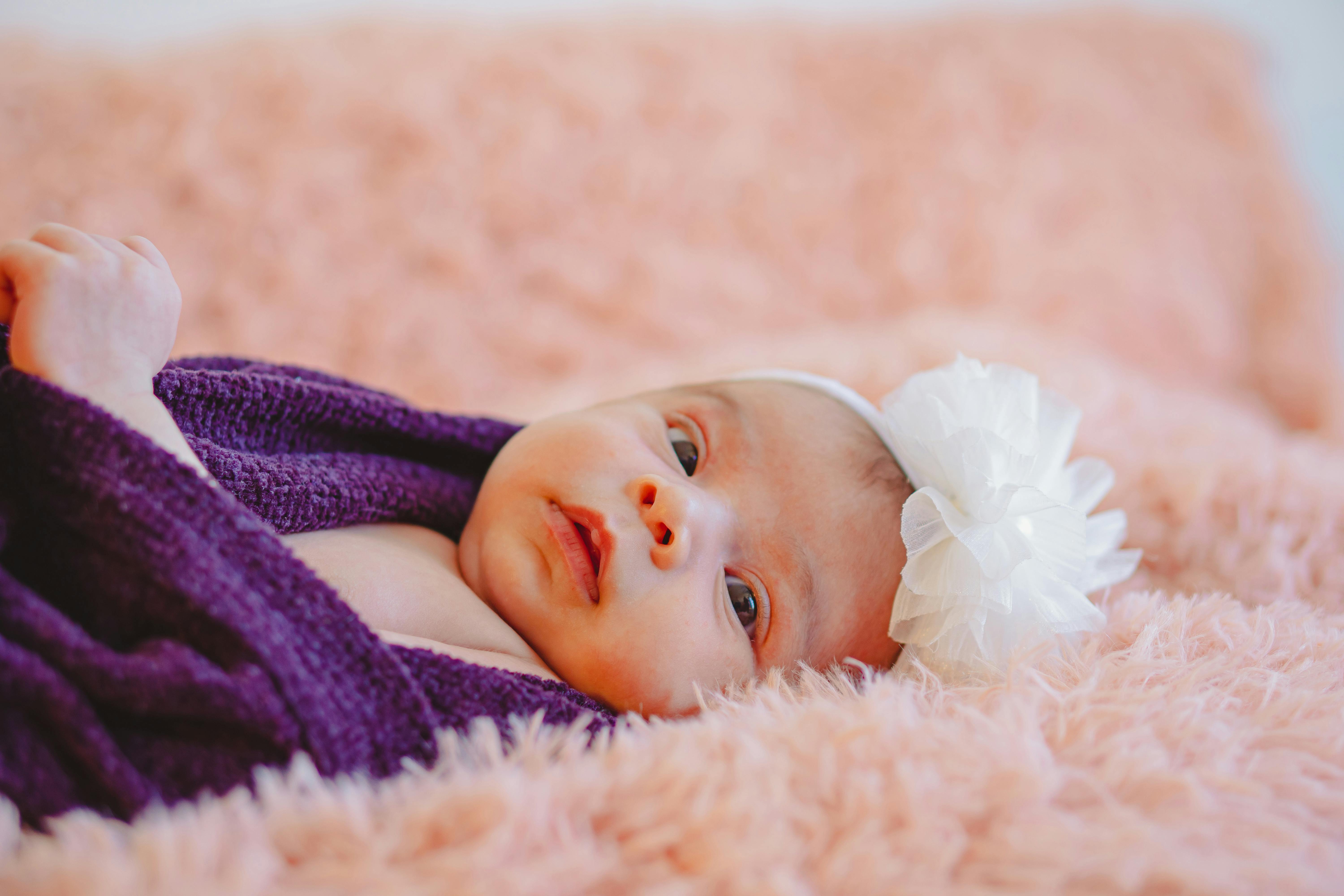 Baby Lying Down · Free Stock Photo