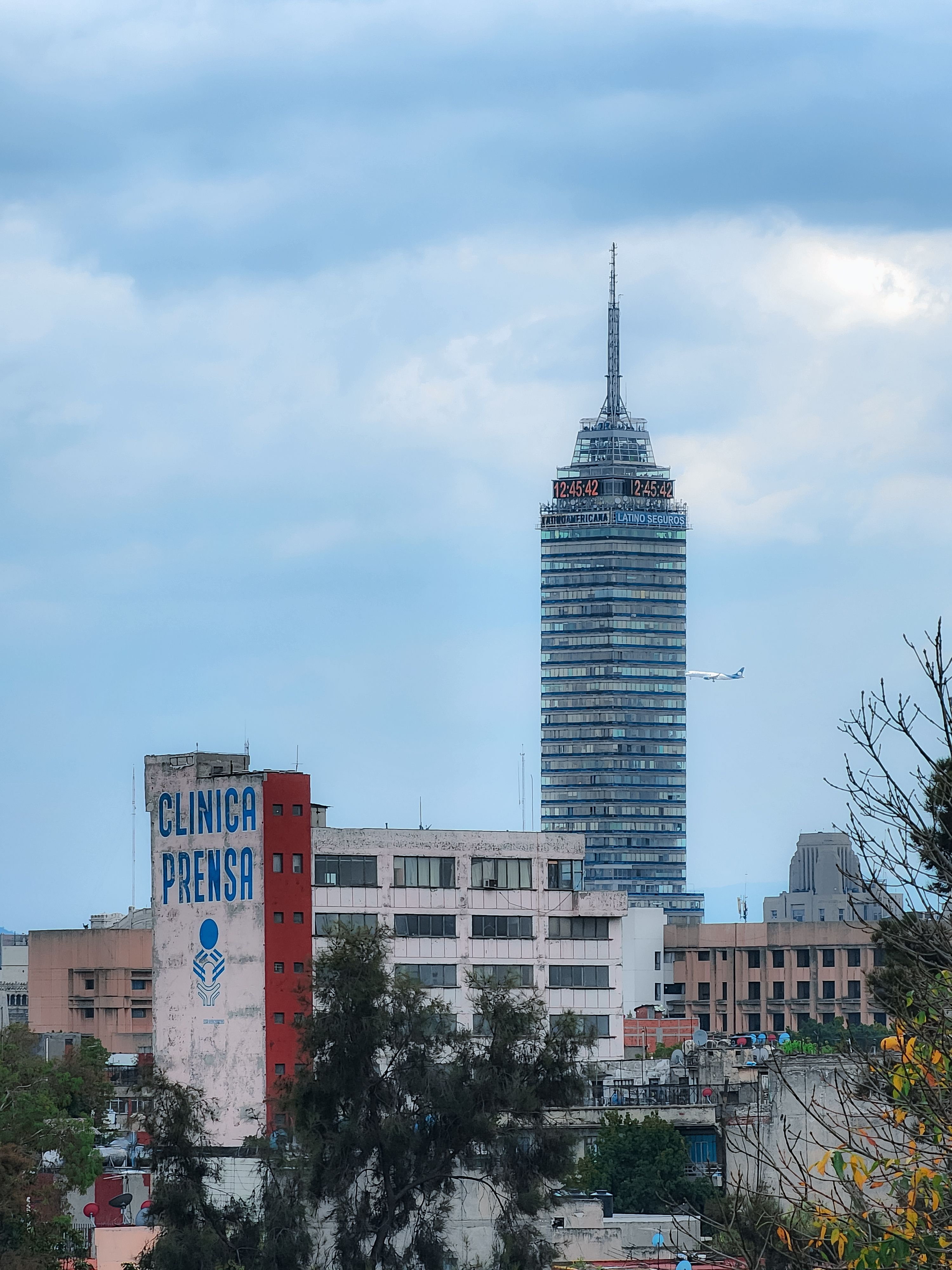 Skyscraper Torre Latinoamericana in Mexico City · Free Stock Photo