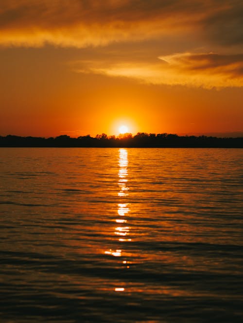 Sun Setting over the Lake 