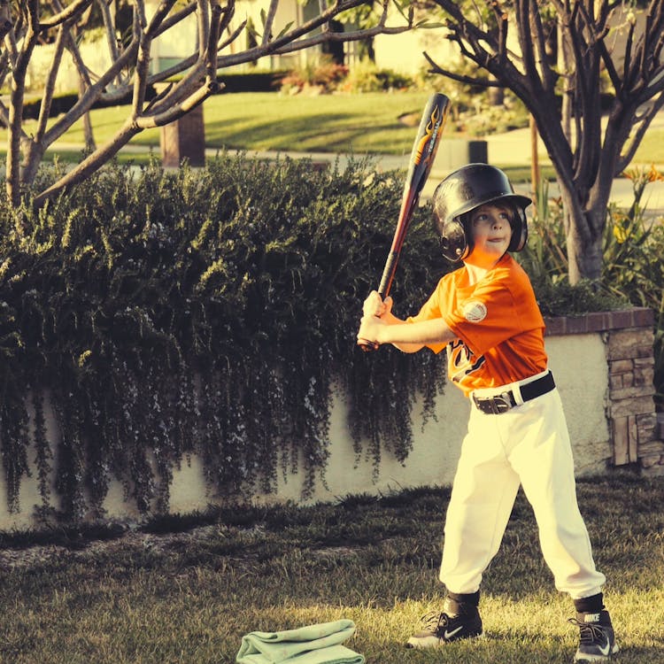 Kostnadsfria Kostnadsfri bild av barn, baseboll, basebollkeps Stock foto