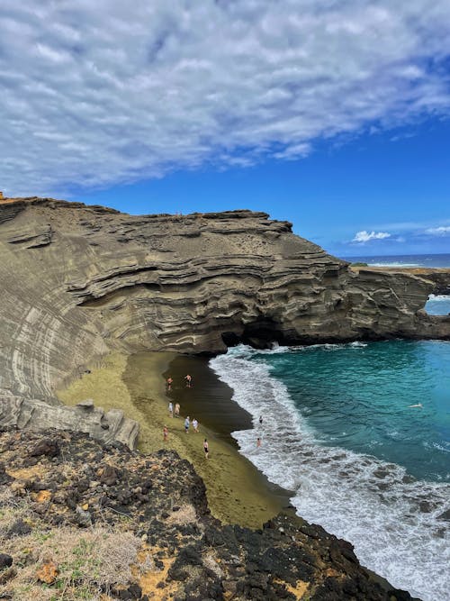 Cliffs on the Papakolea Green Sand Beach in Hawaii