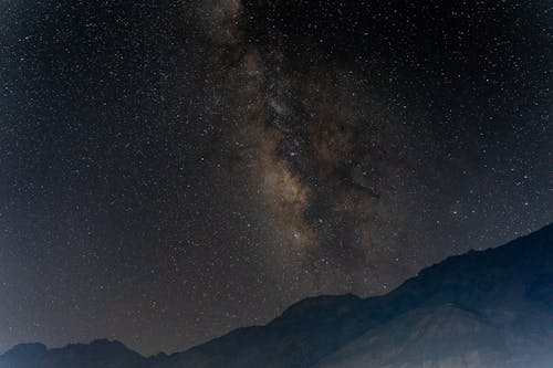 Gratis lagerfoto af astronomi, baggrund, bjerge