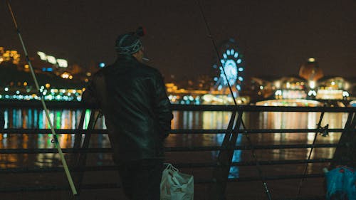 Бесплатное стоковое фото с баку, городской свет, рыбак