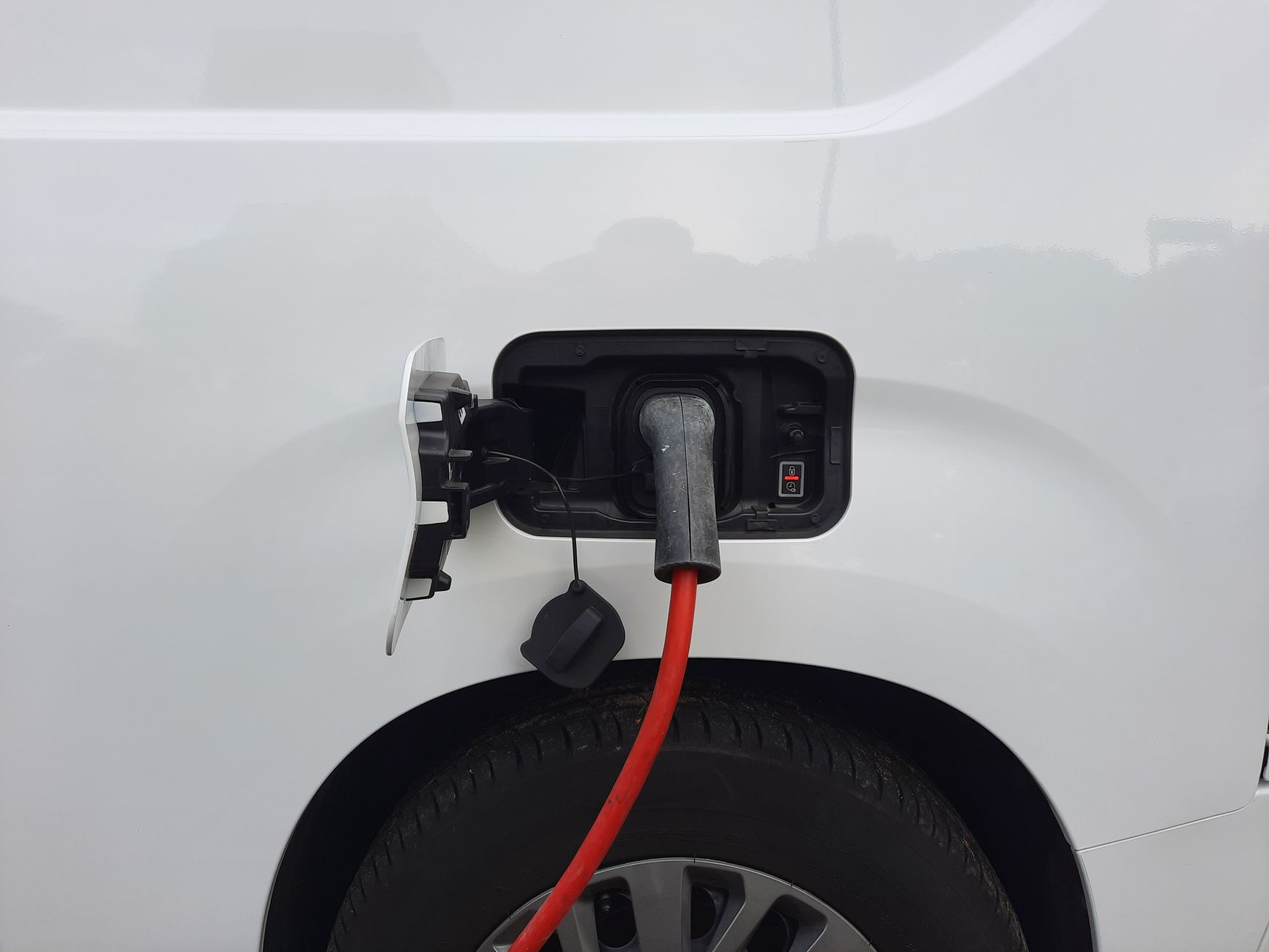 Thailand’s EV Tax Policy Shift: Focus on Local Value and Global Exports