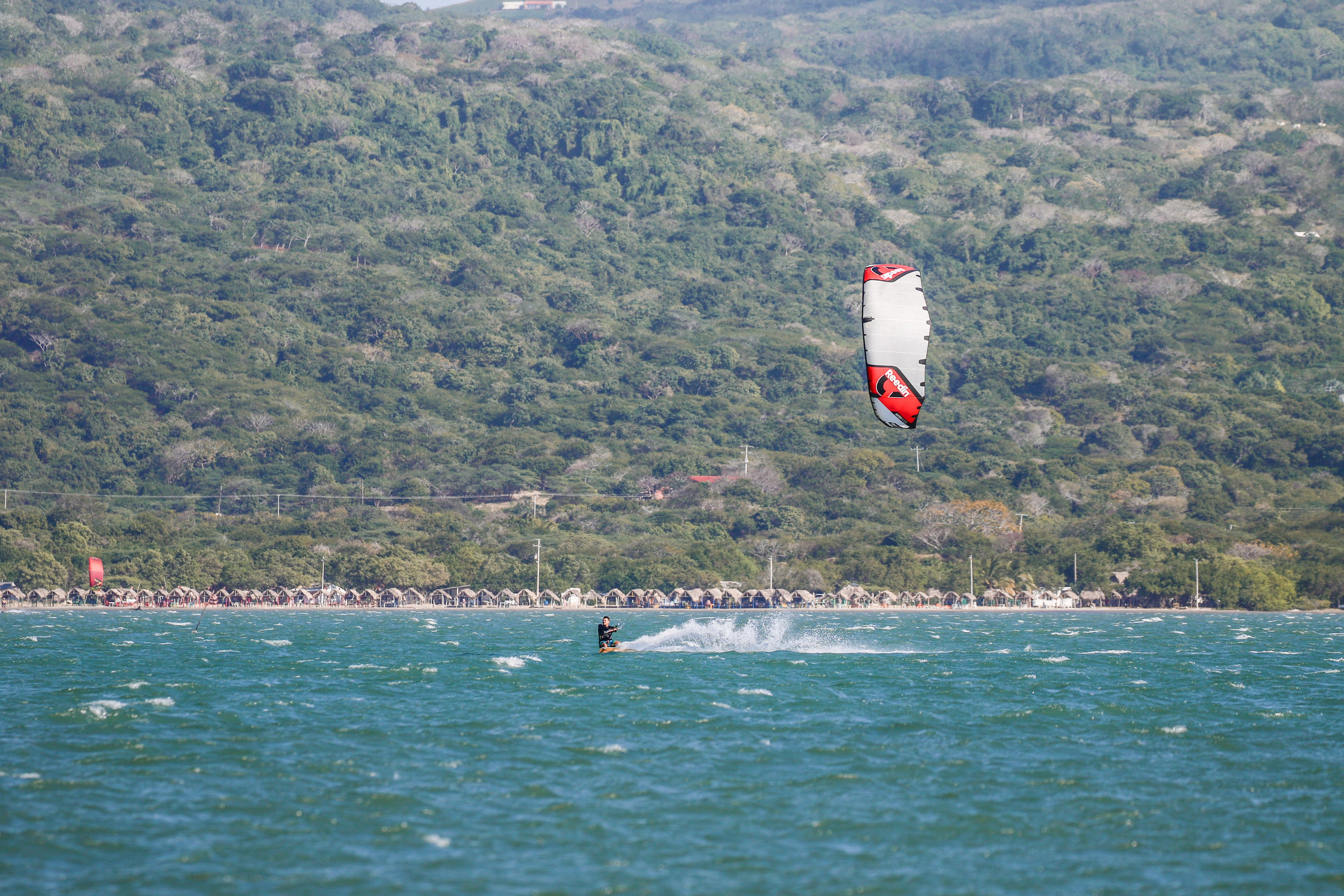 Lagoa de Ibiraquera kitesurf