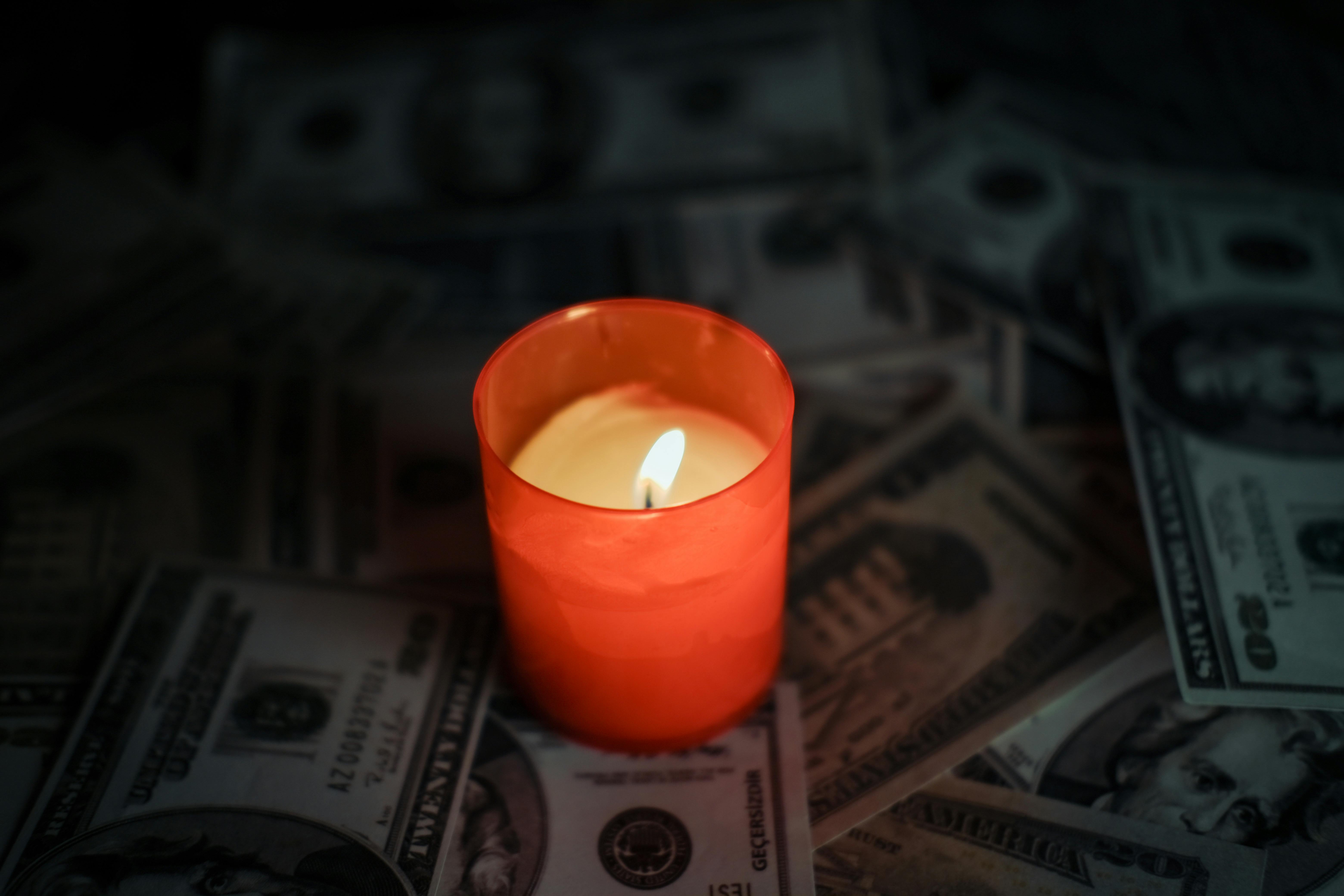 personal finance savings strategies — Photo by Zeynep Sude  Emek on Pexels