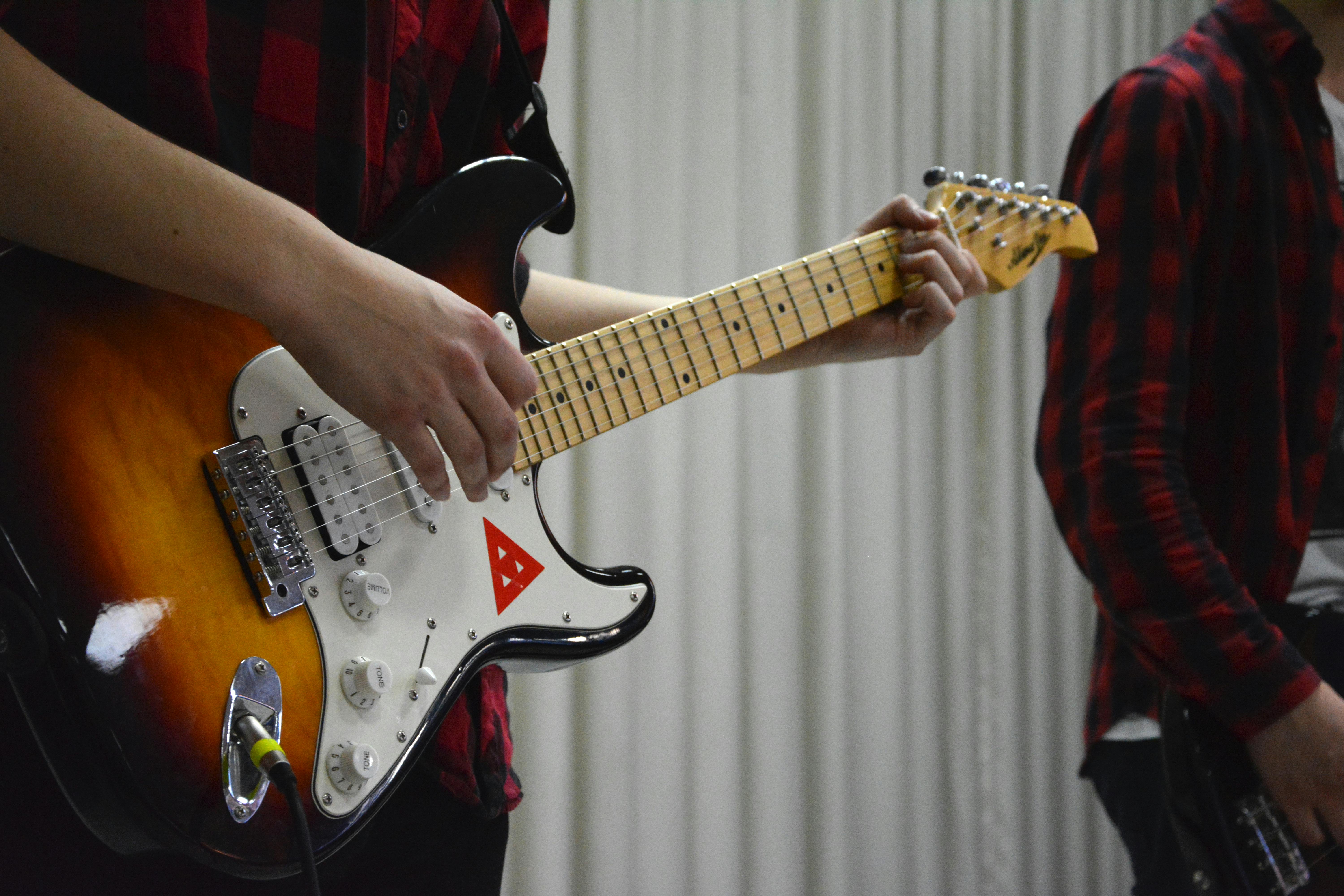 Free stock photo of electric guitar, guitar, hands