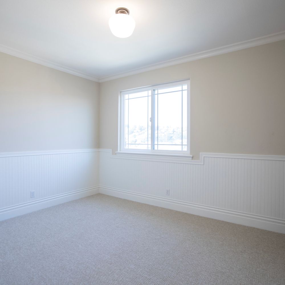 Painters and Decorators in Perivale — dust sheets down and the room fully protected
