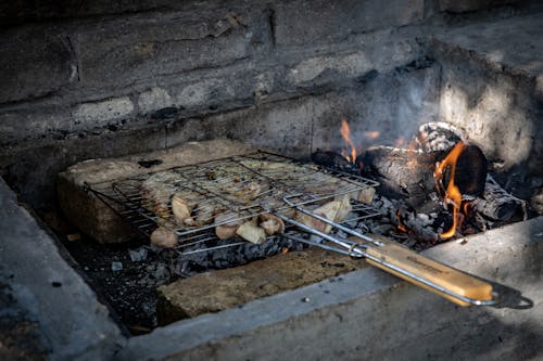 Základová fotografie zdarma na téma dřevěné uhlí, gril, hořet