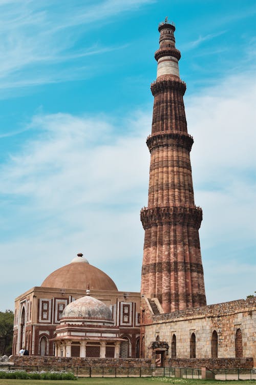 Бесплатное стоковое фото с qutab minar, вертикальный выстрел, город