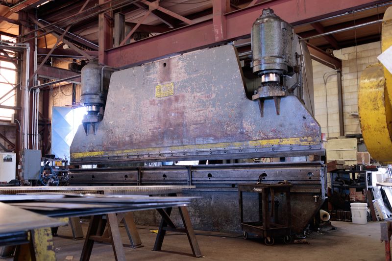 CNC press brake bending station