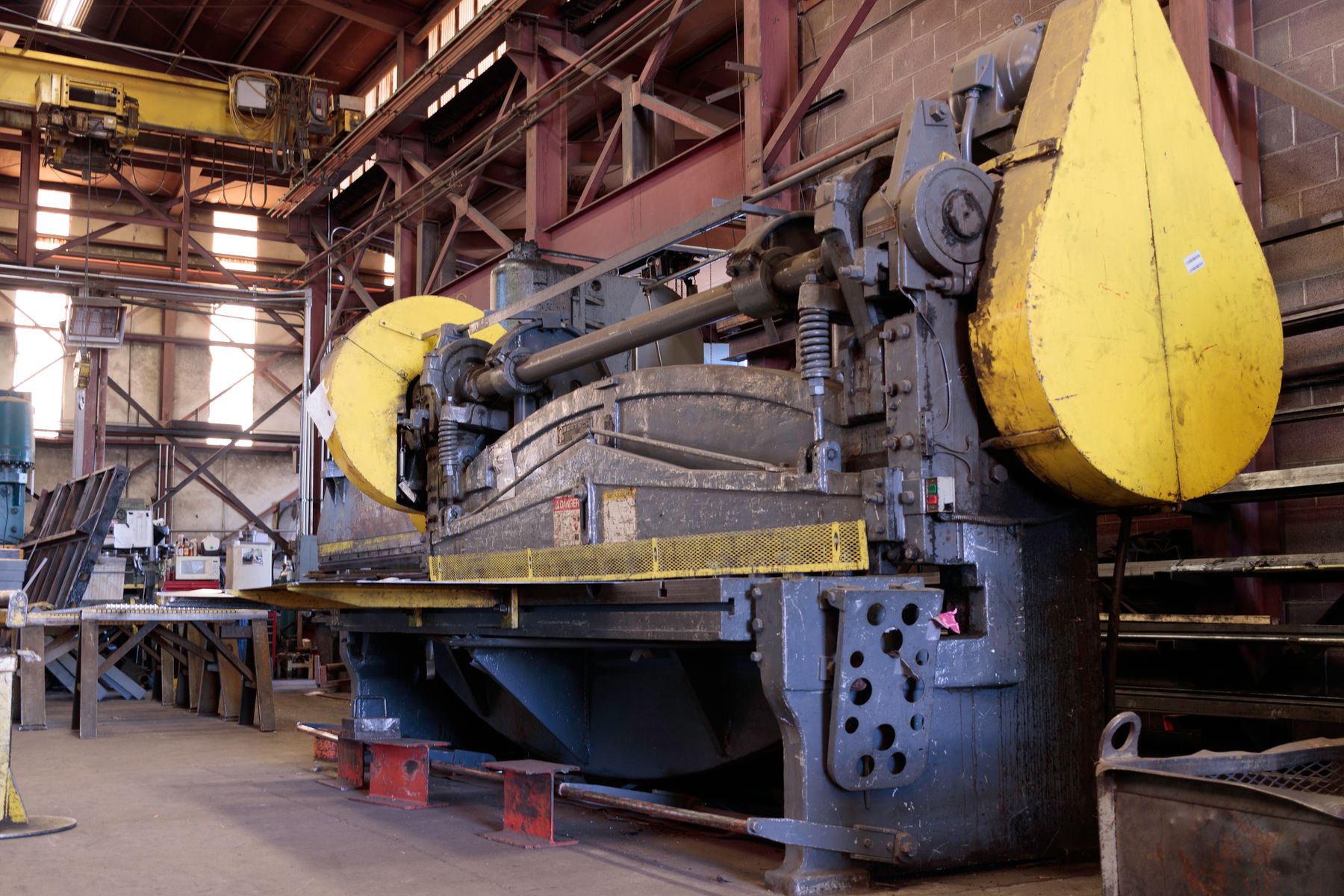 Industrial manufacturing equipment
