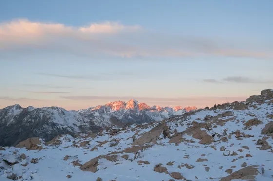 Sunrise over the Eastern Sierra from the Mount Whitney Trail