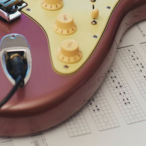 Foto d'estoc gratuïta de estudiant, guitarra, guitarra clàssica