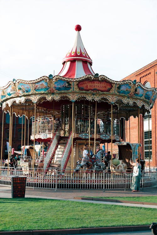 Old-fashioned Merry Go Round
